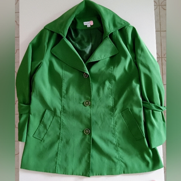 Short Fall/Spring Jacket Lg - Picture 2 of 9